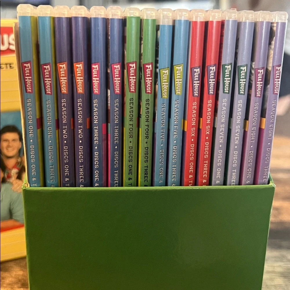 Full House The complete Series Box set - Picture 5 of 7